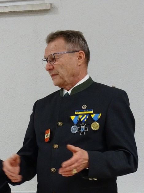 HB-Gänserndorf_OV-Hauskirchen_Bgm_Arzt.jpg  