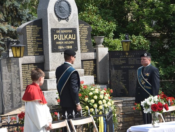 20250609_Totengedenken_Kriegerdenkmal1.jpg