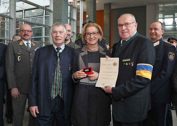 20190215-geb-mi-lei-ueberr.jpg  
