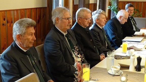 @Robert Eder Sitzungsteilnehmer.jpg