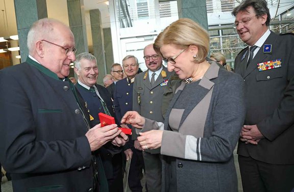 Bild: (c) Martin Pfleger 20190215-geb-mi-lei-ueberr-1.jpg