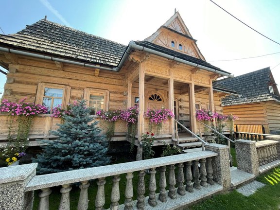 Holzhaus1.jpg