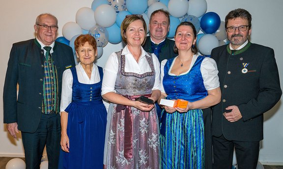 Bild: Eduard Reinnger web-prom-hor05sth-oekb-ball-campus-01.jpg